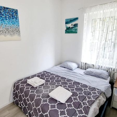 Cozy And Modern 1 Bedroom 3 Room Apartment Wiesbaden Esterno foto