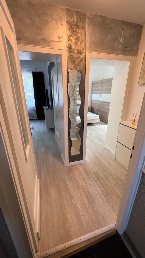 Cozy And Modern 1 Bedroom 3 Room Apartment Wiesbaden Esterno foto