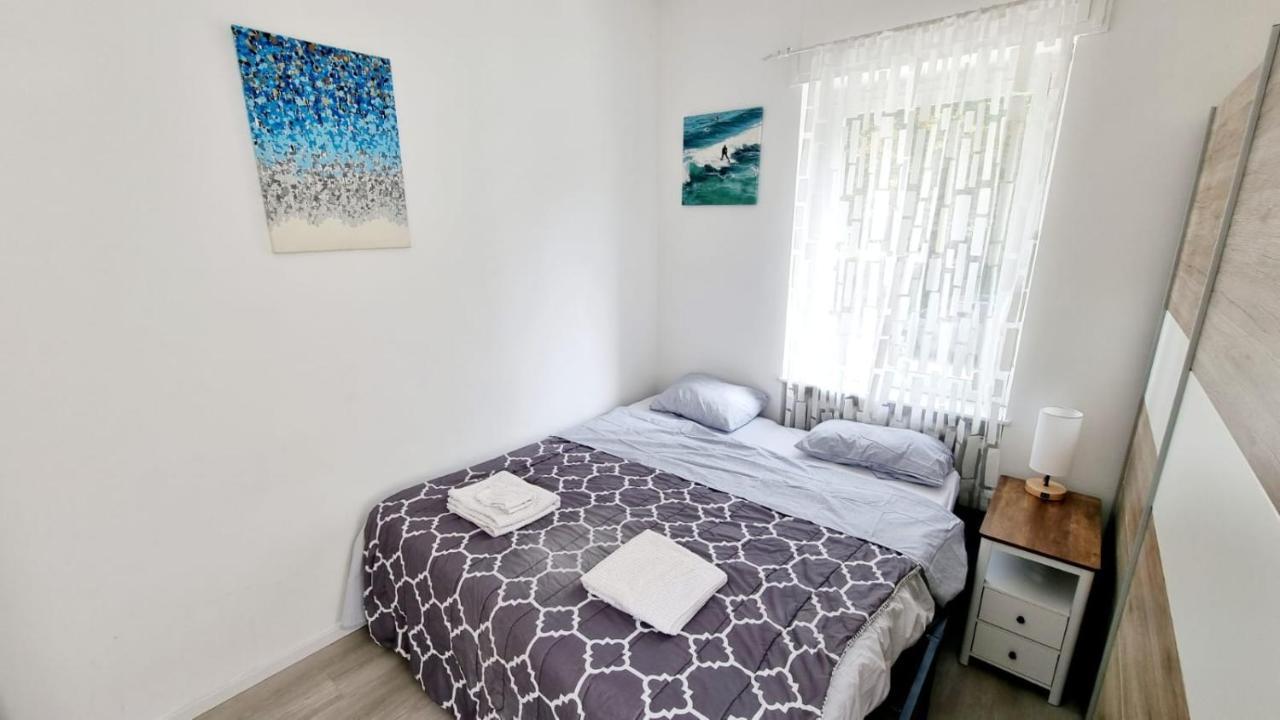Cozy And Modern 1 Bedroom 3 Room Apartment Wiesbaden Esterno foto