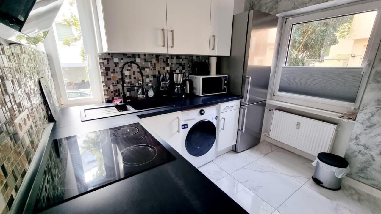 Cozy And Modern 1 Bedroom 3 Room Apartment Wiesbaden Esterno foto